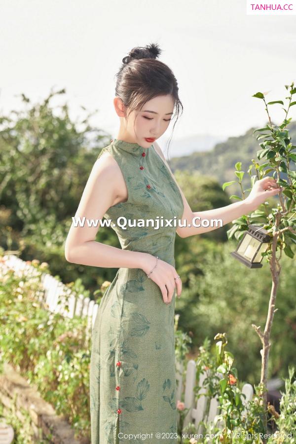   [XiuRen]高清写真图 2023.08.03 No.7181 沈青黛 旗袍美腿第10张图片